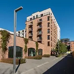 Port Praski Loft Apartment